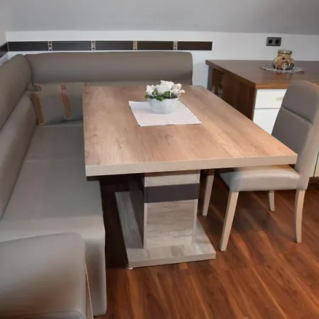 Familie Pichler * Neumarkt in Steiermark